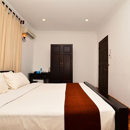 The Manor Hotel Nyaung Shwe Exterior photo