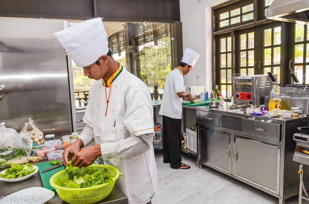 The Manor Hotel Nyaung Shwe Exterior photo