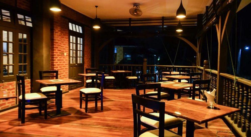 The Manor Hotel Nyaung Shwe Exterior photo